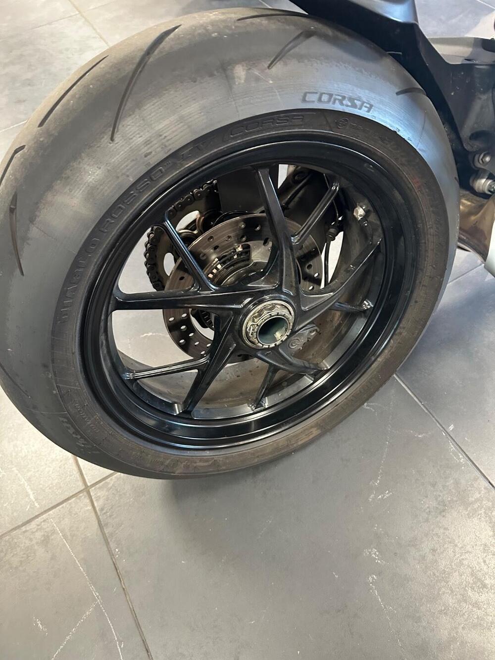 Ducati Streetfighter V4 1100 (2021 - 22) (13)