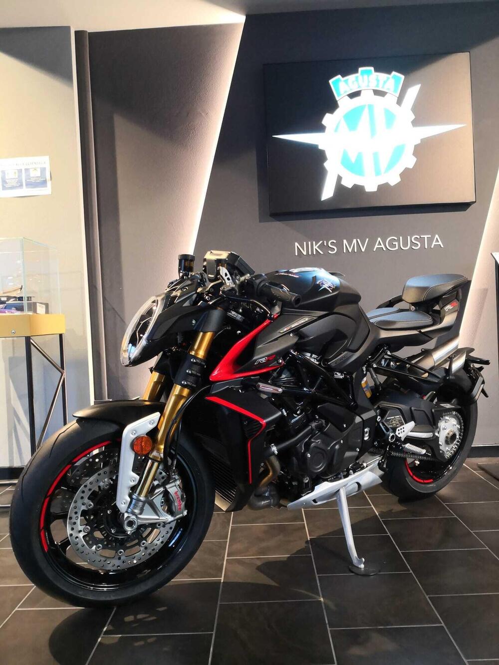 MV Agusta Brutale 1000 RR (2021 - 25) (2)