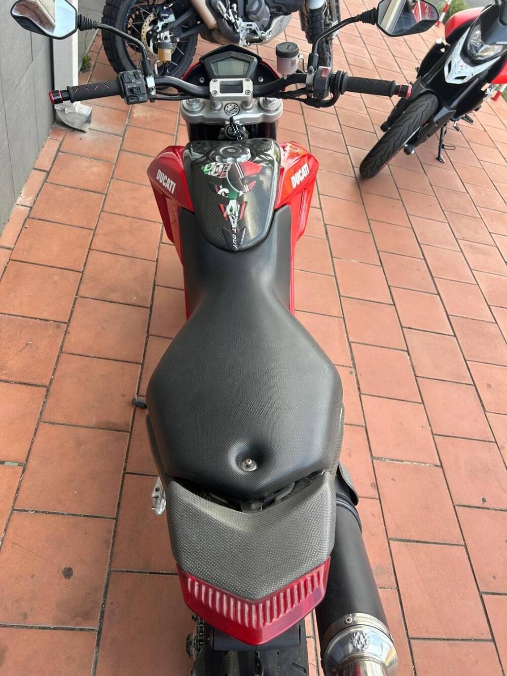 Ducati Hypermotard 1100 (2007 - 09) (9)