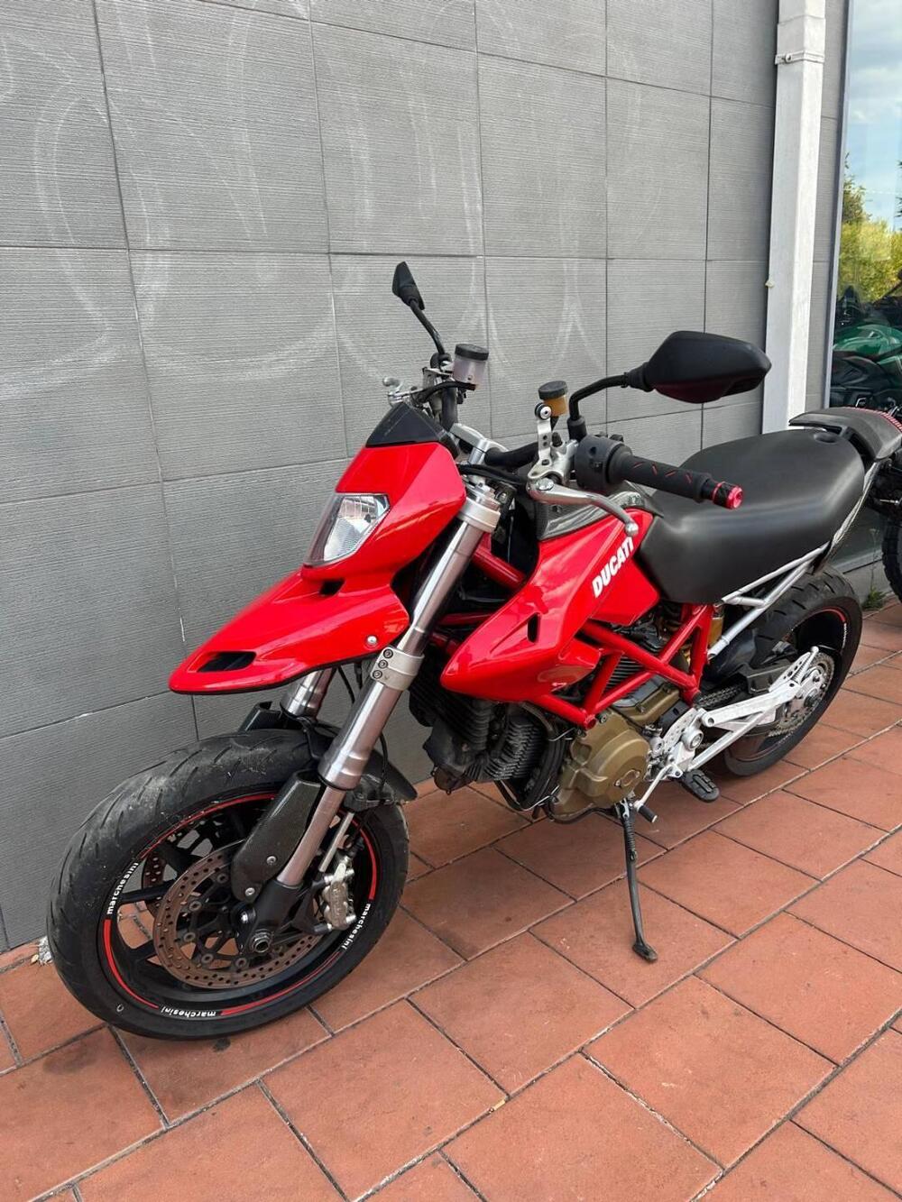 Ducati Hypermotard 1100 (2007 - 09) (6)