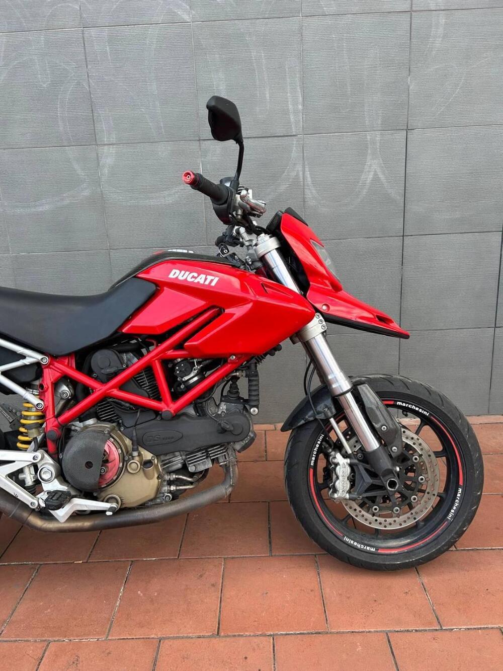 Ducati Hypermotard 1100 (2007 - 09) (4)