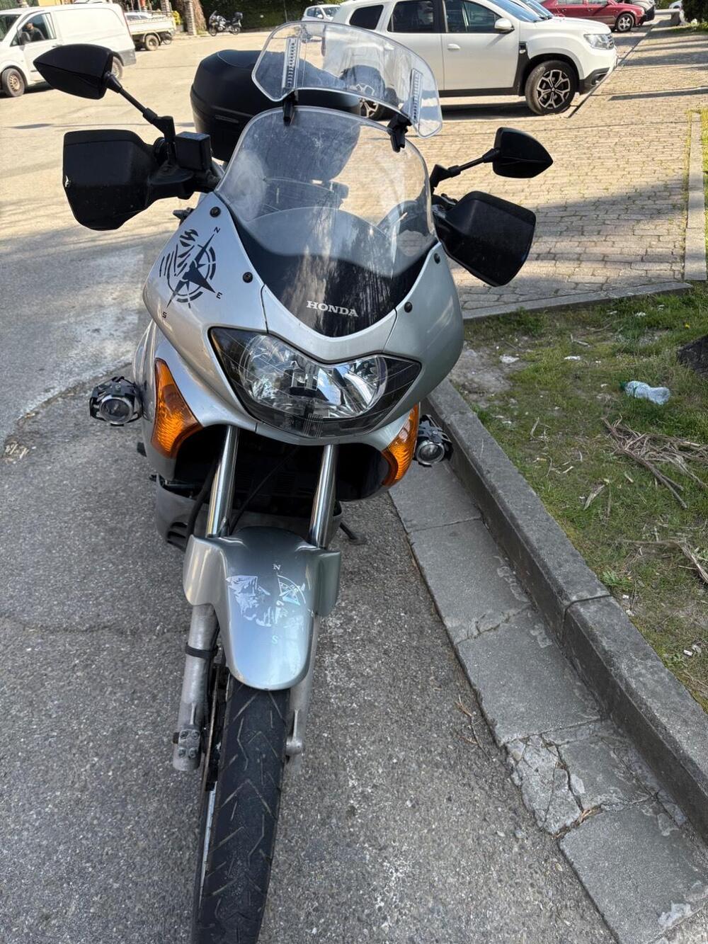 Honda Transalp XL 650V (2005 - 06) (5)