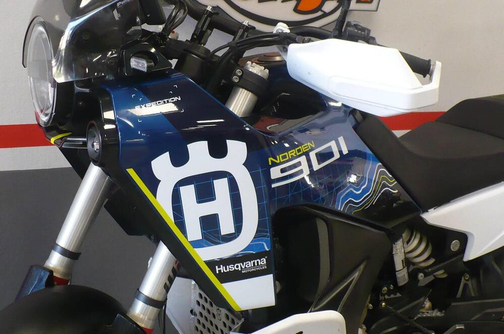 Husqvarna Norden 901 Expedition (2023 - 24) (11)