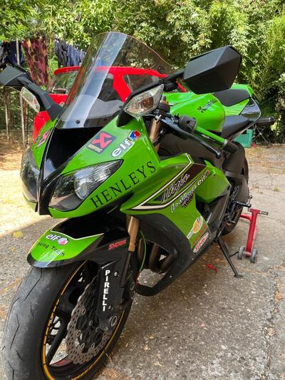 Kawasaki Ninja 1000 ZX-10R (2008 - 09) usata