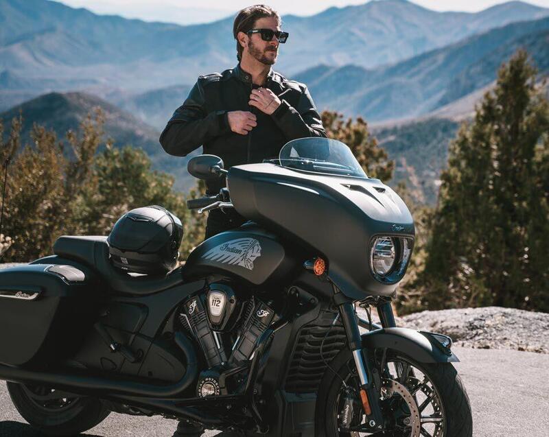 Indian Chieftain Powerplus Dark Horse