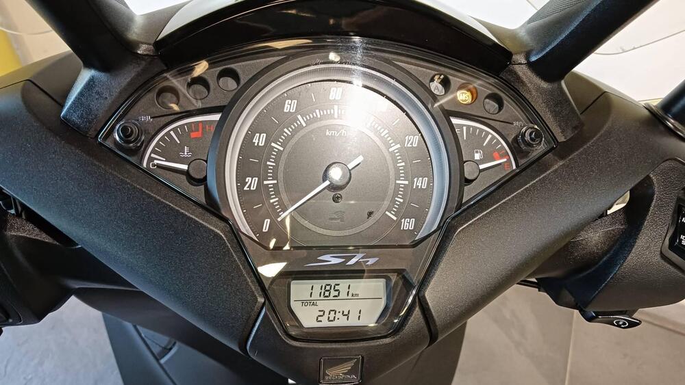 Honda SH 150 i (2017 - 19) (6)