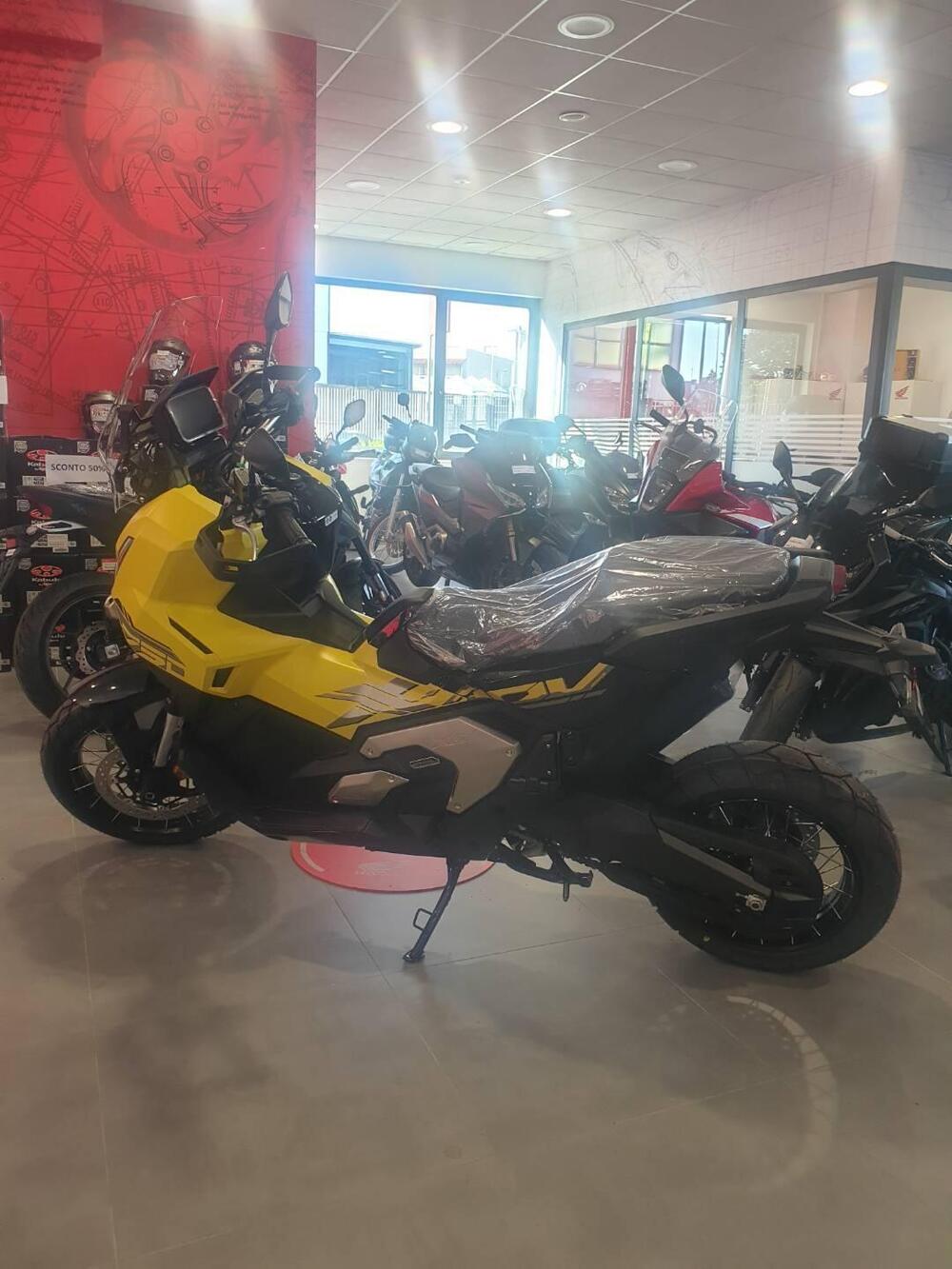 Honda X-ADV 750 (2025 - 26) (4)