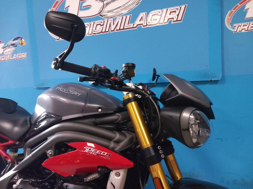 Triumph Speed Triple 1050 R ABS (2016 - 17) (17)