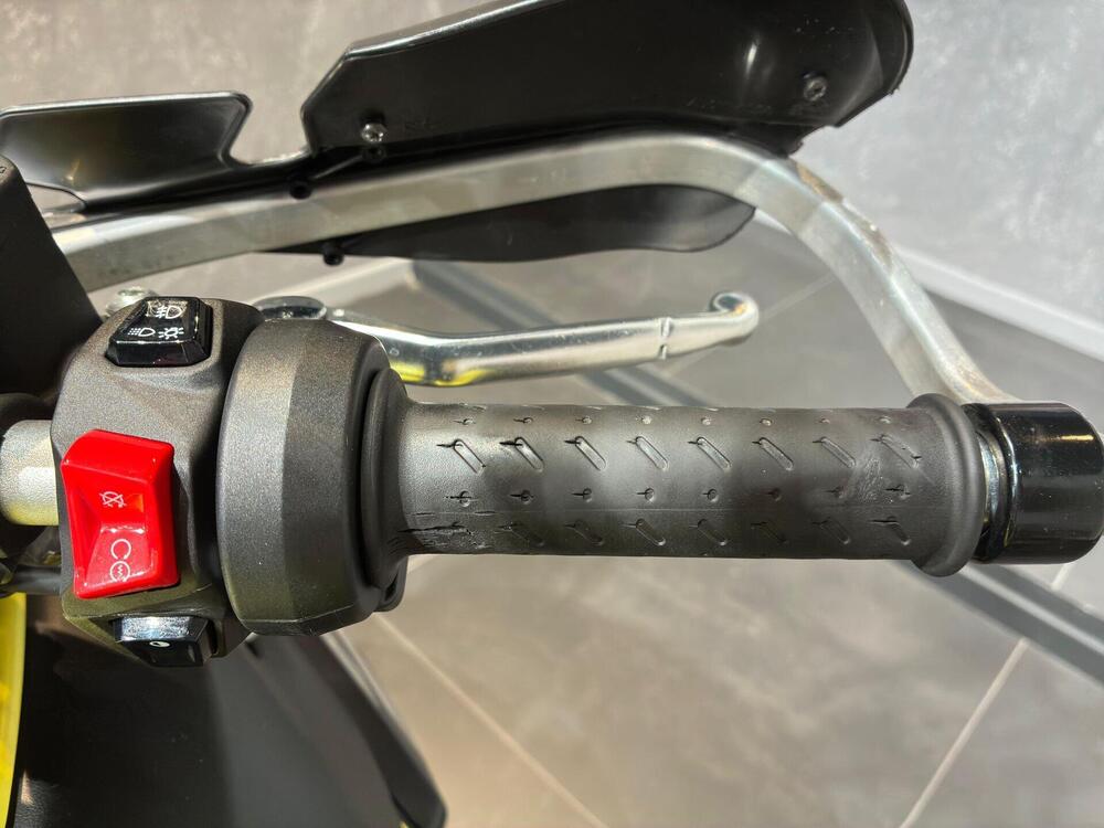 Aprilia Tuareg 660 (2022 - 24) (11)