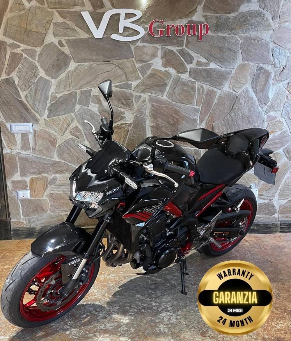 Kawasaki Z 900 (2021 - 24) (2)
