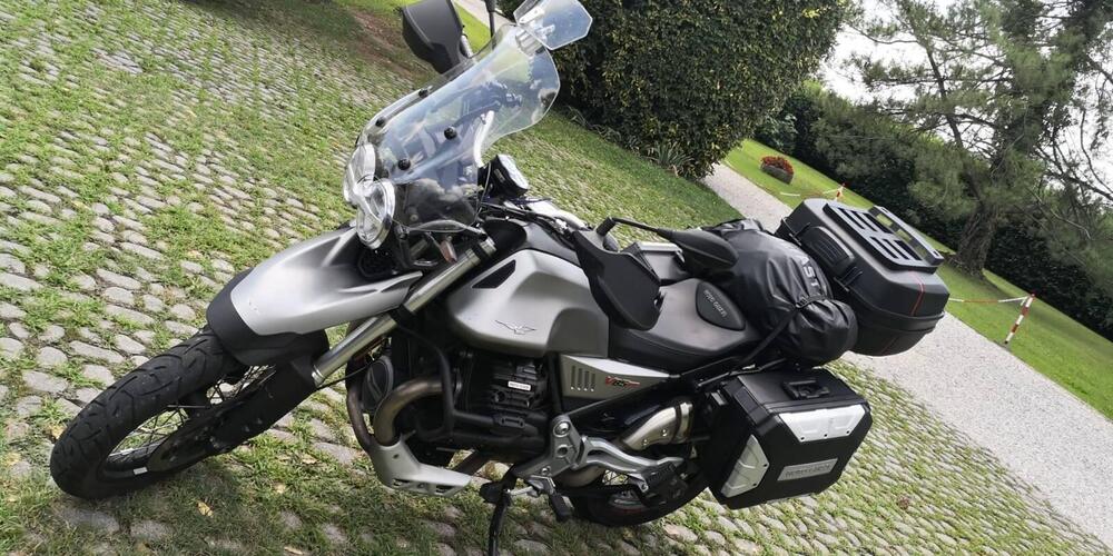 Moto Guzzi V85 TT Travel (2020) (5)