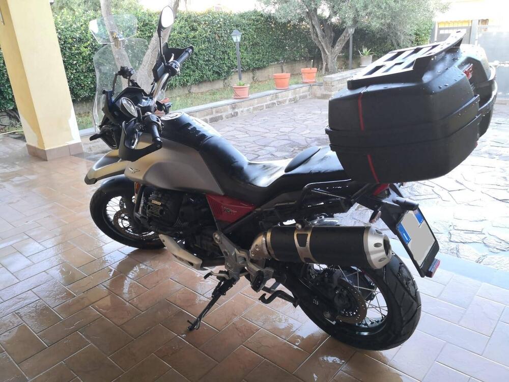 Moto Guzzi V85 TT Travel (2020) (8)