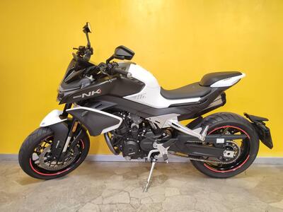 CFMOTO 800NK Advanced (2023 - 25) usata