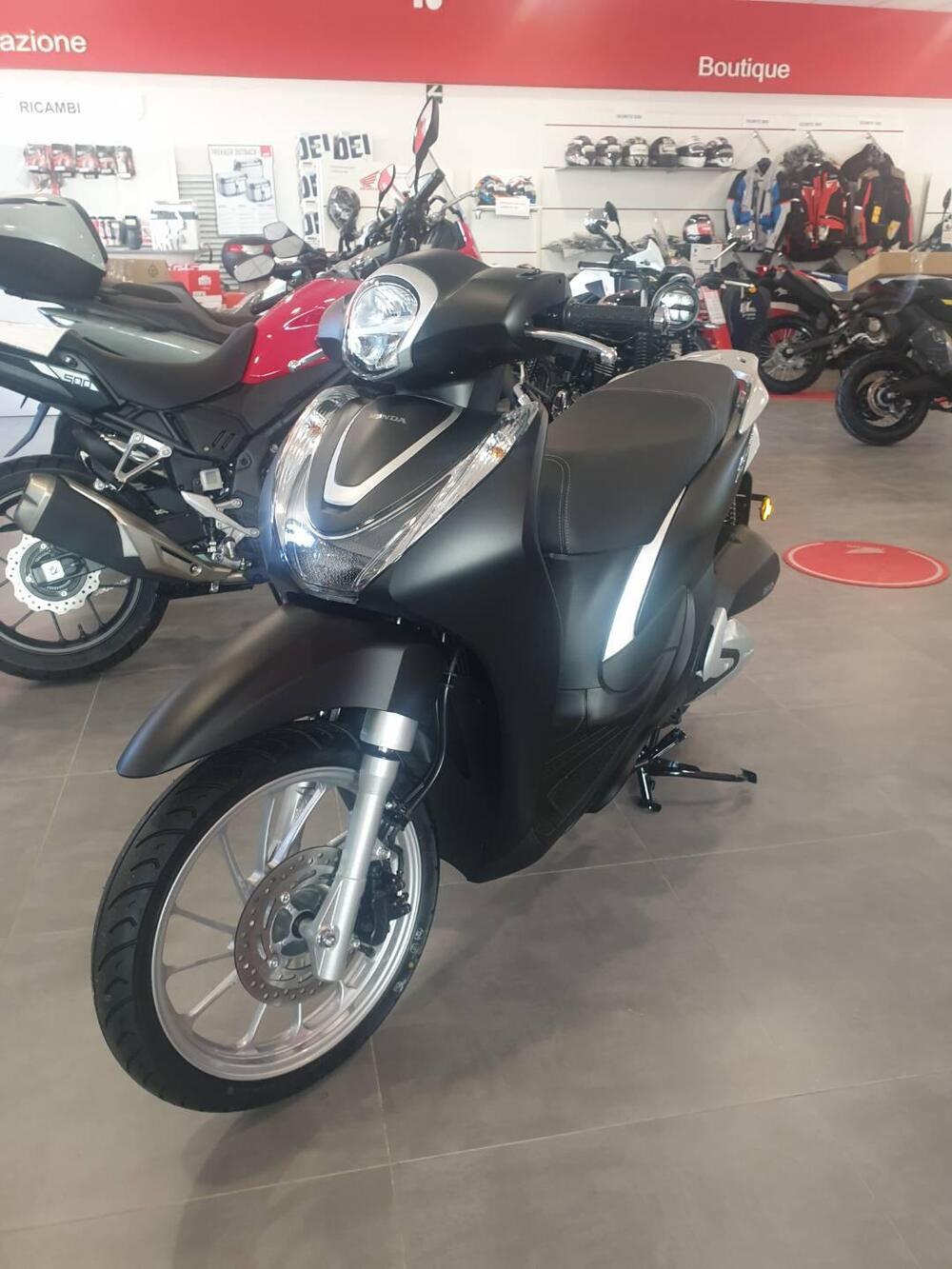 Honda SH 125 Mode (2024 - 26) (3)