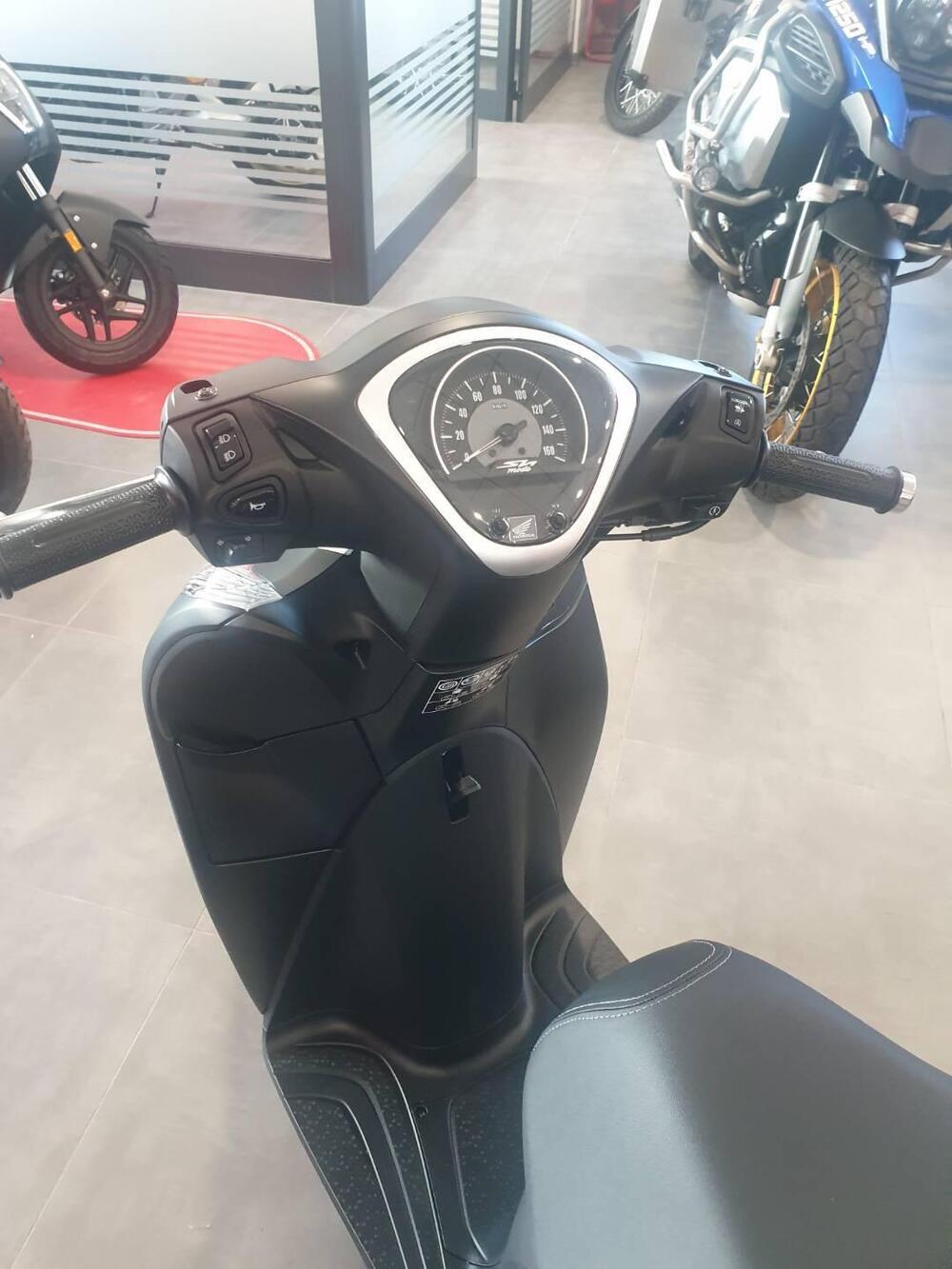 Honda SH 125 Mode (2024 - 26) (5)