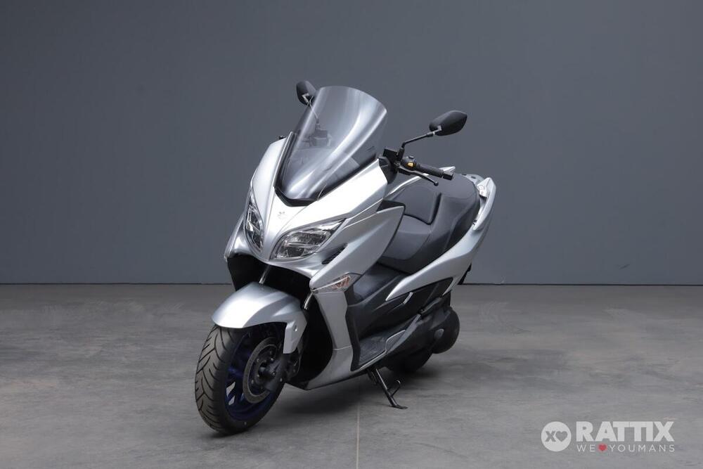 Suzuki Burgman 400 (2022 - 24) (2)