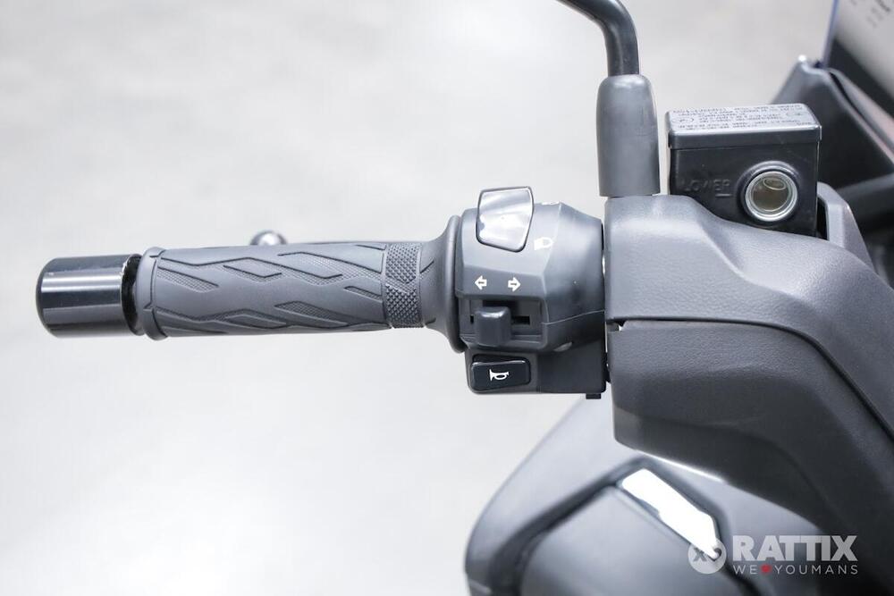 Suzuki Burgman 400 (2022 - 24) (11)