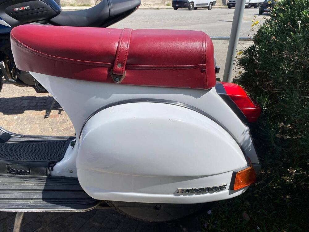 Vespa PX 200 E (6)