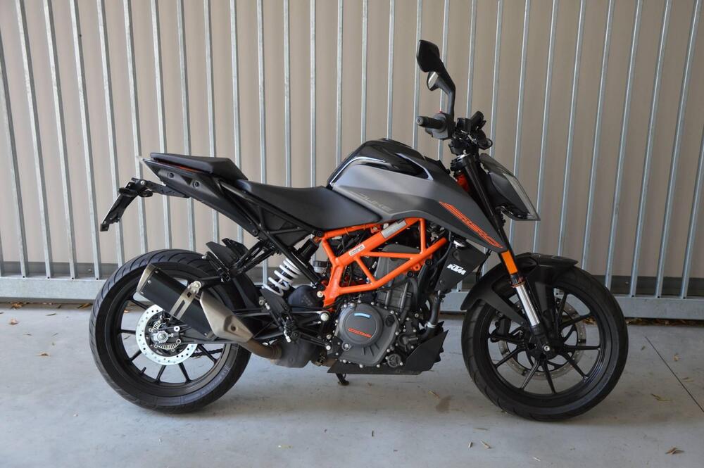 KTM 390 Duke (2021 - 23) (2)