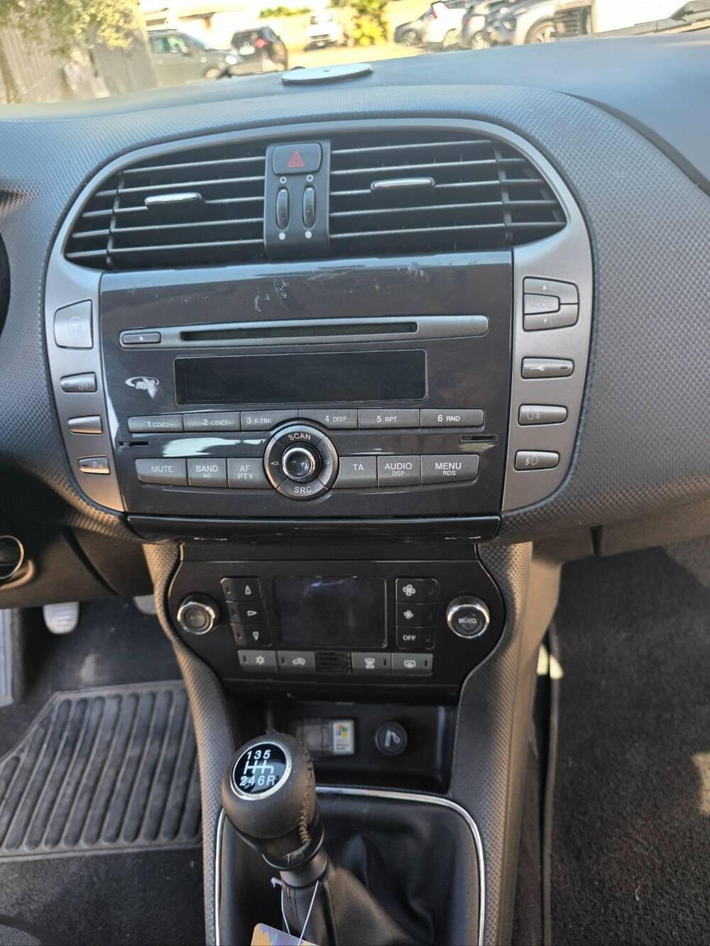 Fiat Bravo usata a Bari (17)