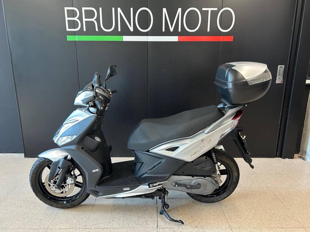 Kymco Agility 125 R16 (2008 - 17) (2)
