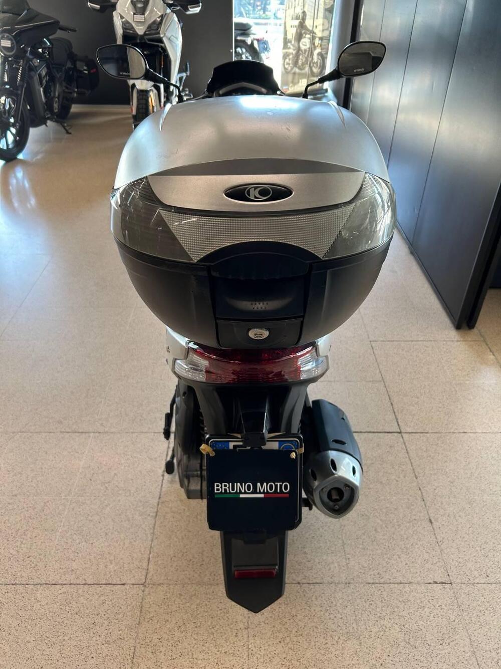 Kymco Agility 125 R16 (2008 - 17) (4)