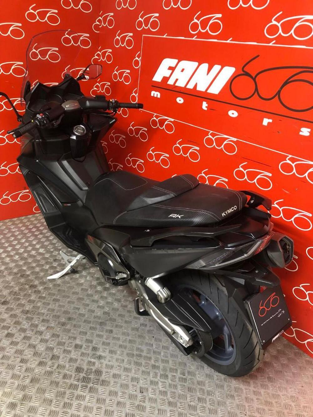 Kymco AK 550 ETS (2021 - 26) (4)