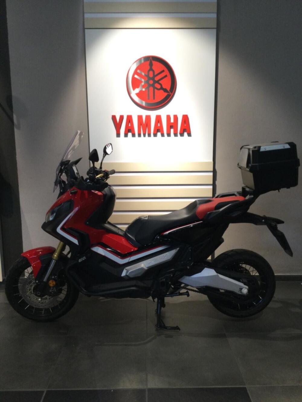 Honda X-ADV 750 (2017) (2)