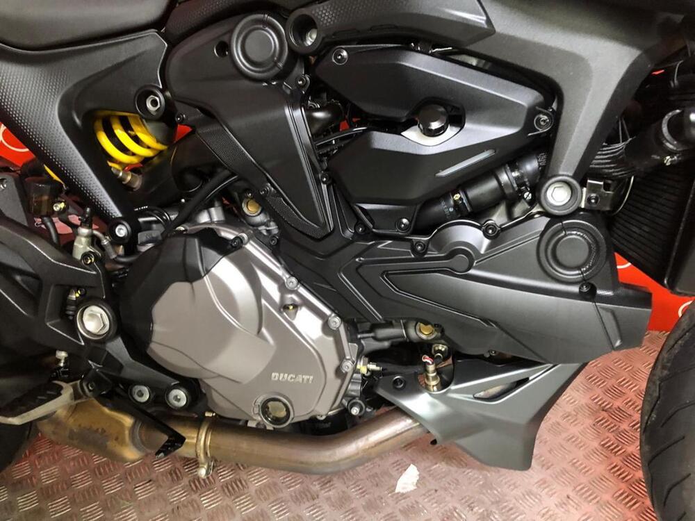 Ducati Monster 937 + (2021 - 25) (6)
