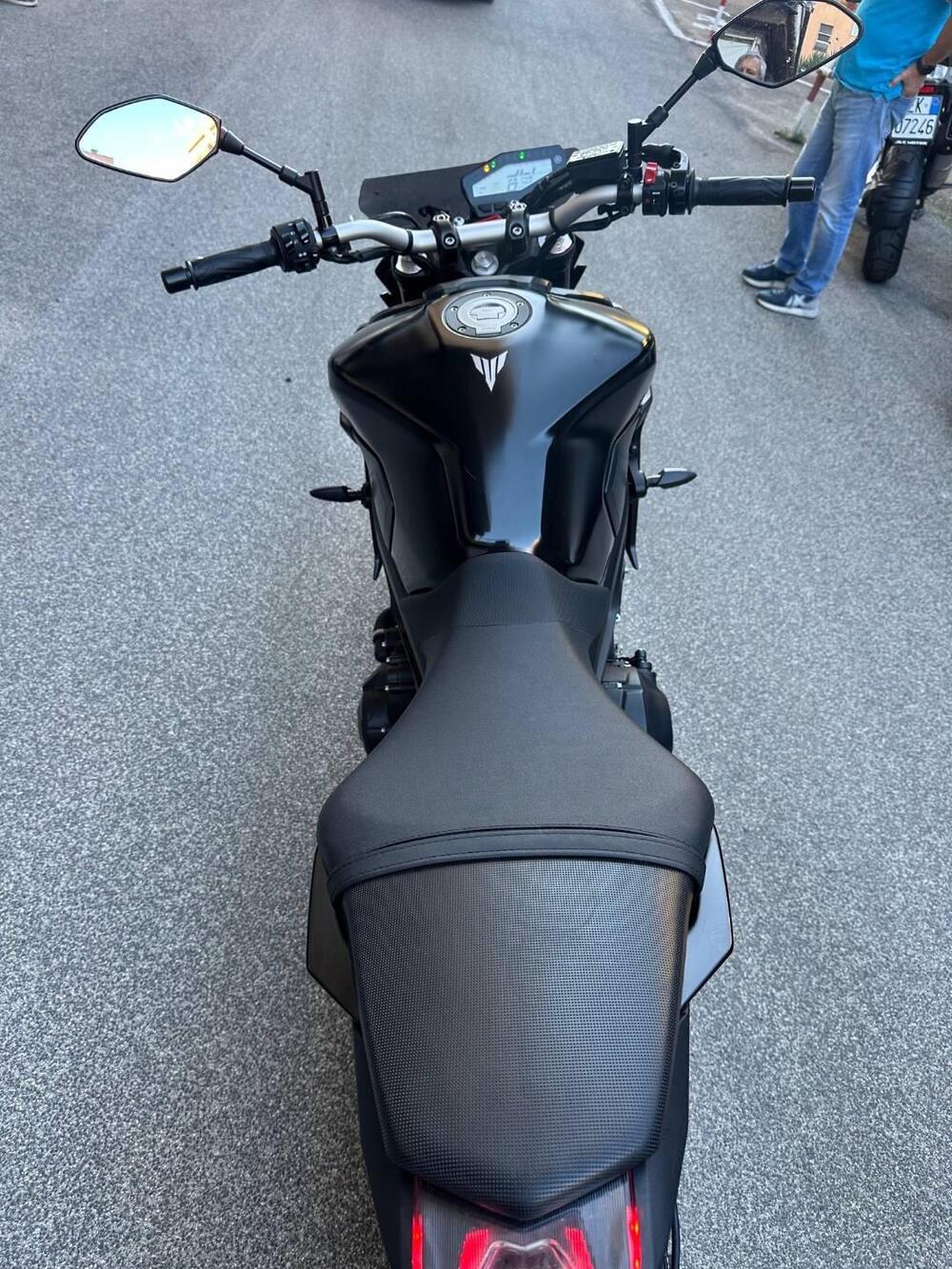 Yamaha MT-09 (2017 - 20) (7)