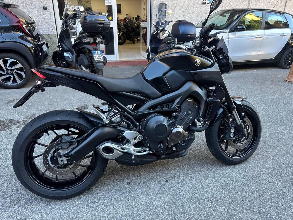 Yamaha MT-09 (2017 - 20) (8)