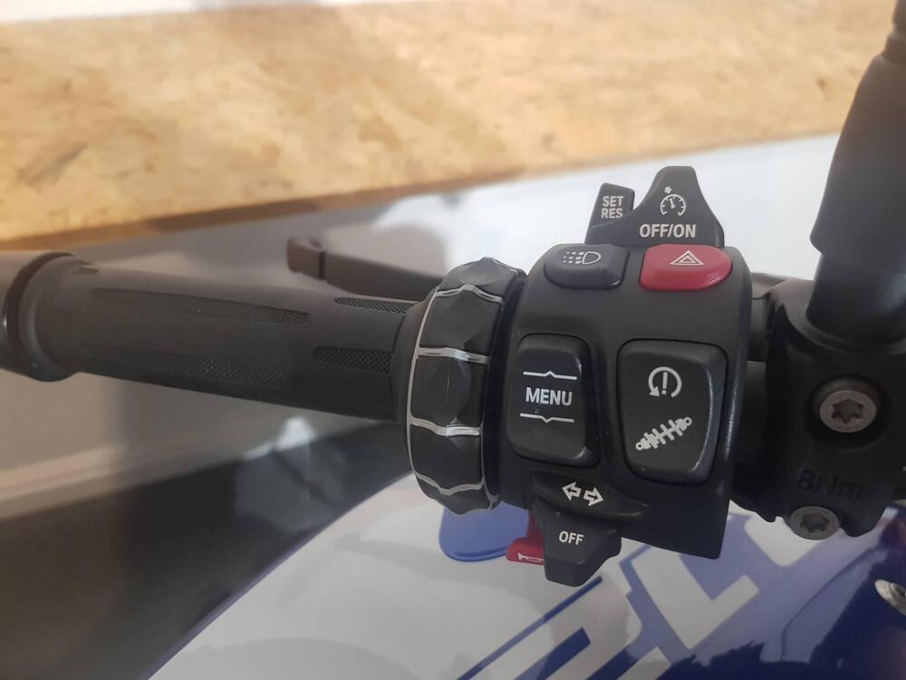 Bmw R 1250 R (2021 - 25) (9)