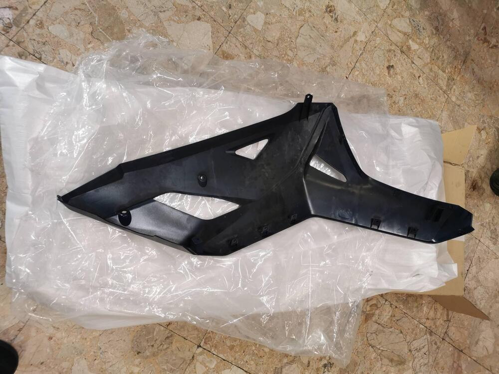 Puntale carena dx Honda Forza 750 2024 blu