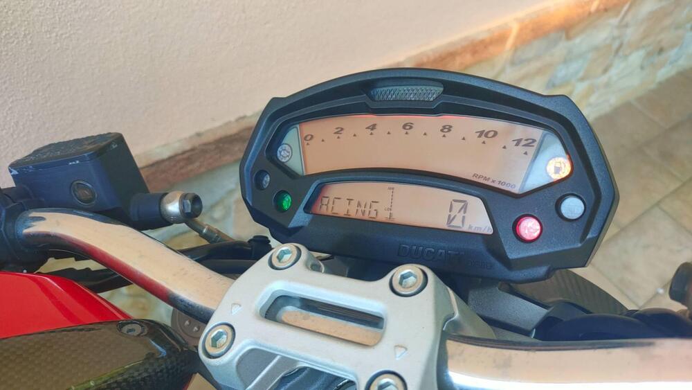 Ducati Monster 696 Plus (2007 - 14) (5)