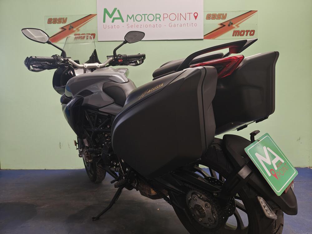 MV Agusta Turismo Veloce 800 (2017 - 2019) (3)