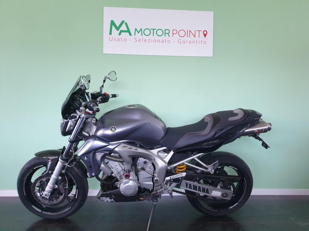 Yamaha FZ6 (2004 - 07) (4)