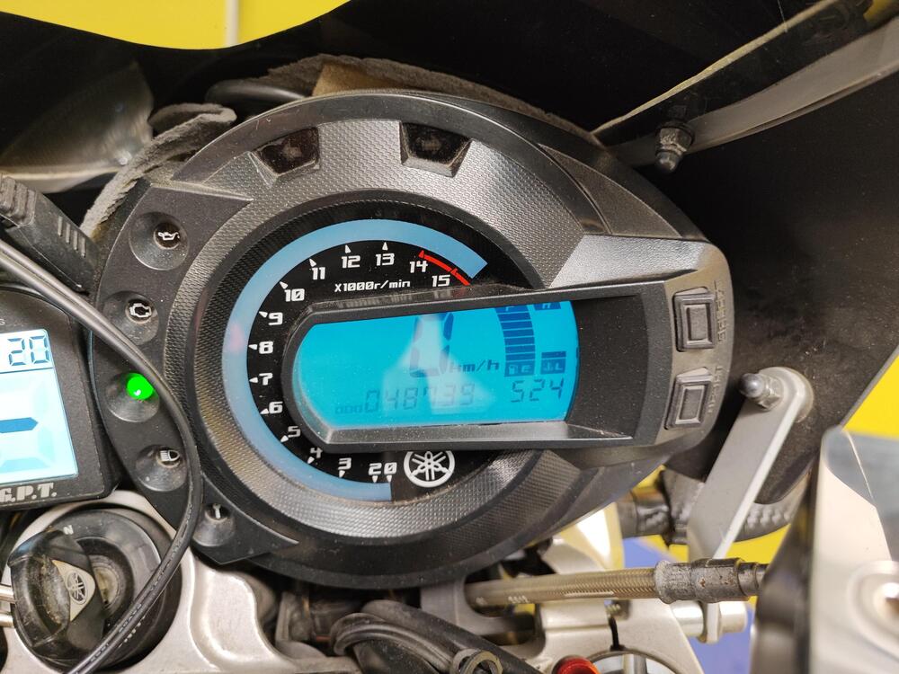 Yamaha FZ6 (2004 - 07) (6)