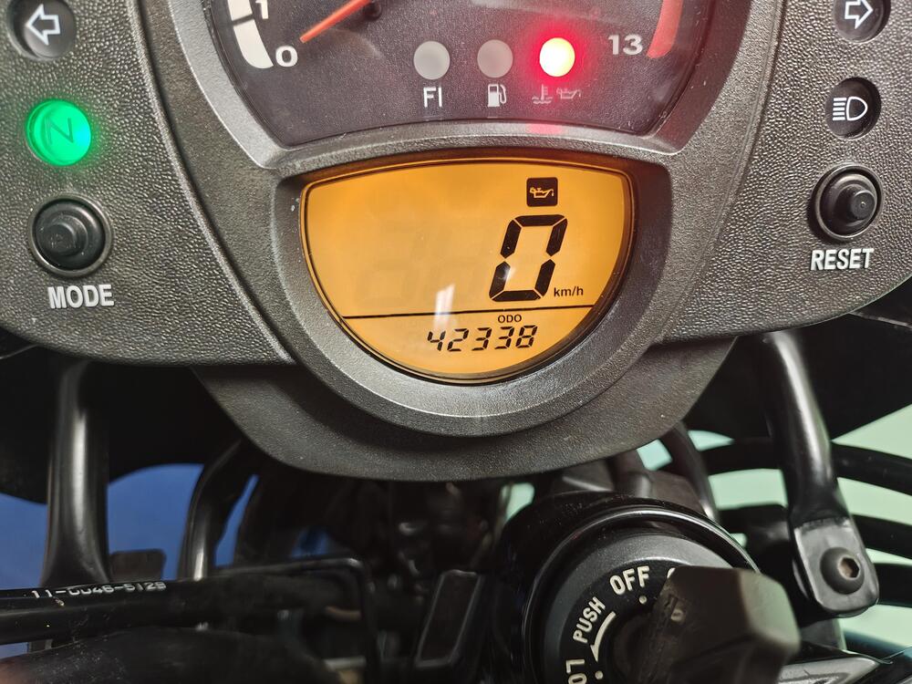 Kawasaki ER-6N (2005 - 08) (6)