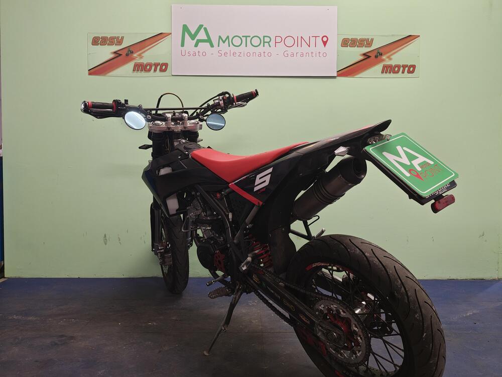 Fantic Motor Motard 125 Performance 4t (2020) (3)