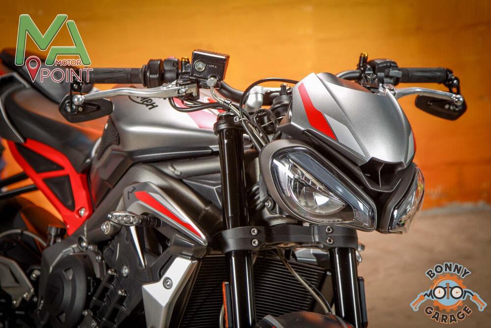 Triumph Street Triple R (2020 - 22) (11)