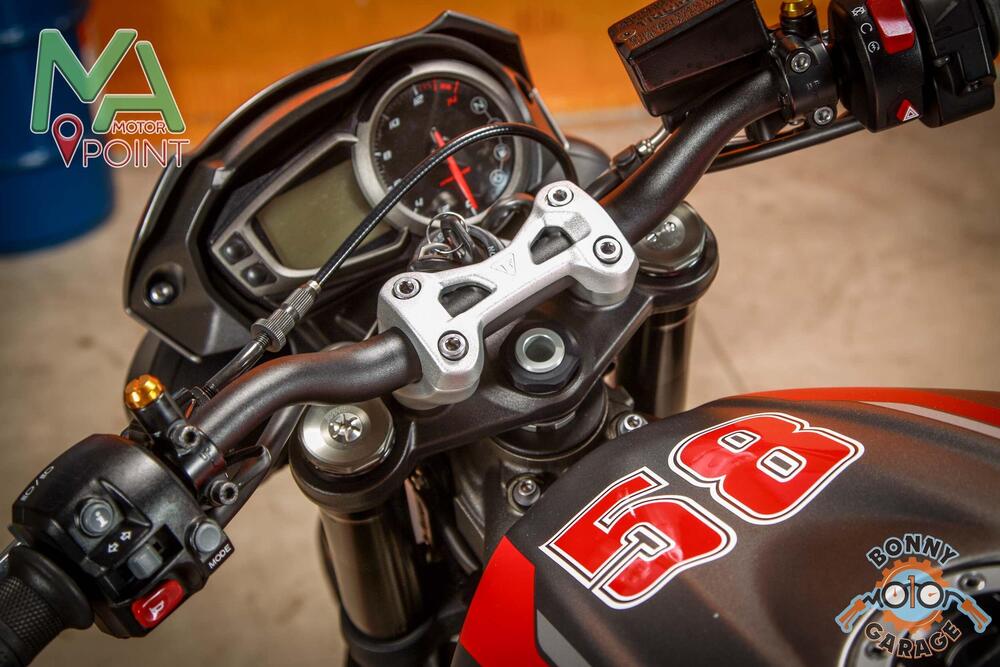 Triumph Street Triple R (2020 - 22) (20)