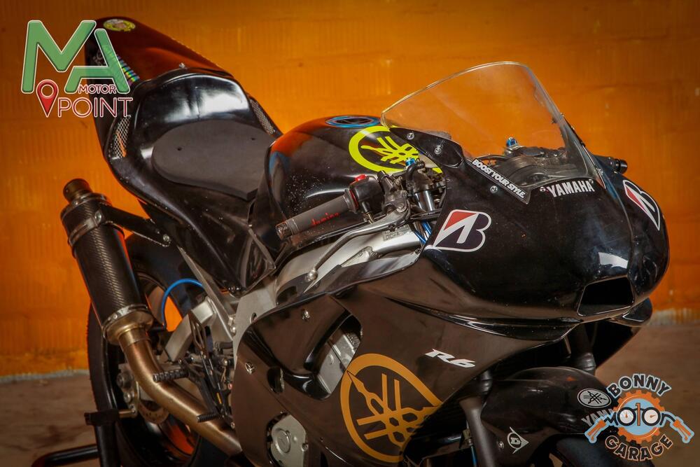 Yamaha YZF R6 (1999 - 00) (9)