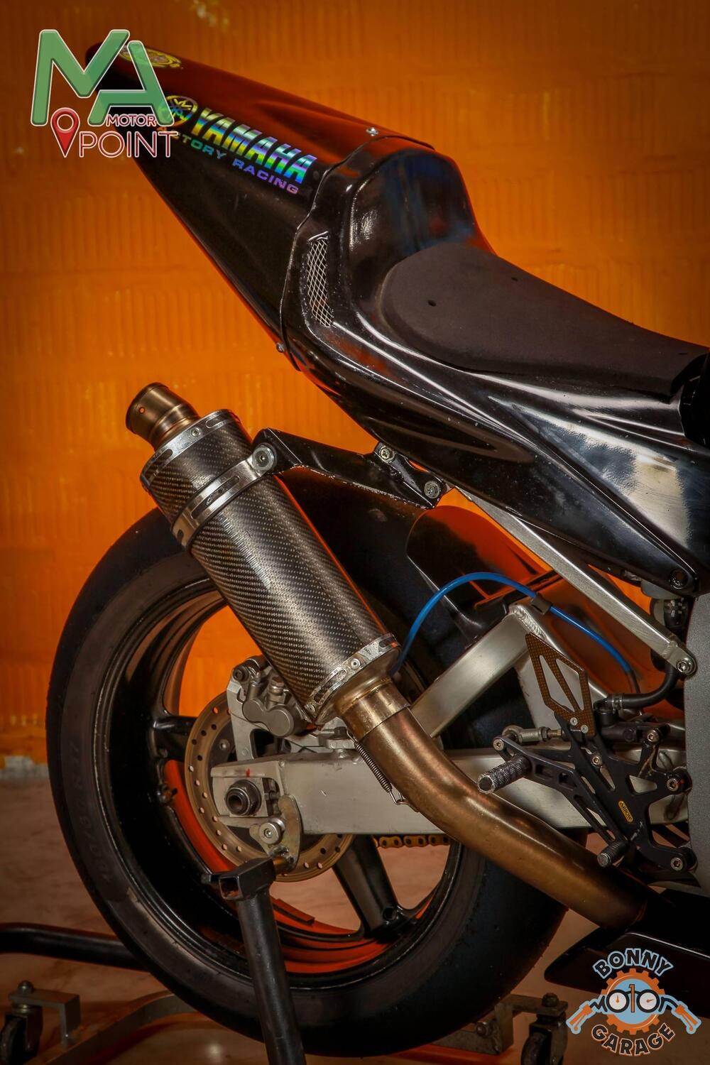 Yamaha YZF R6 (1999 - 00) (11)