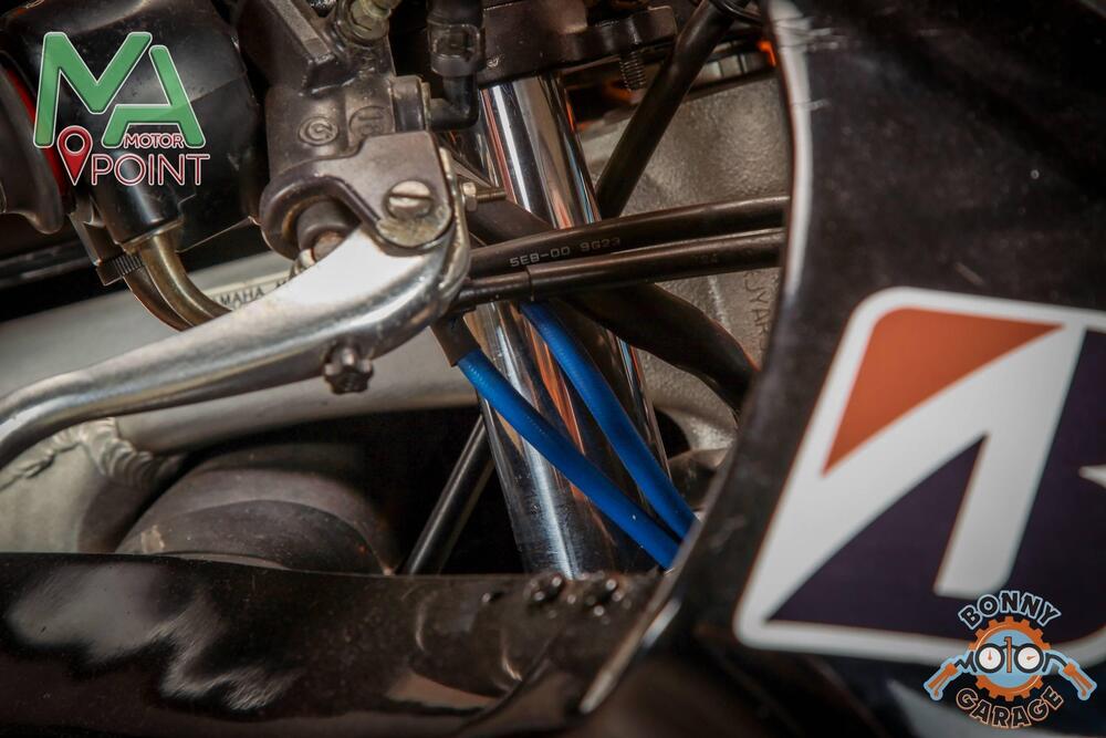 Yamaha YZF R6 (1999 - 00) (13)