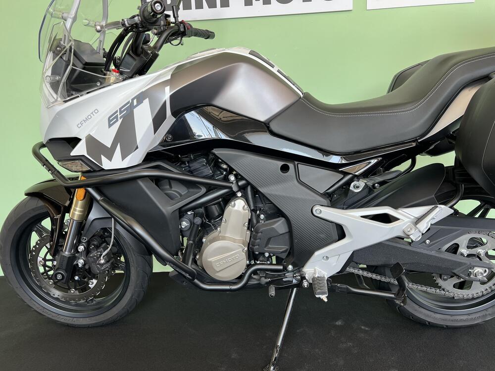 CFMOTO 650MT (2021 - 24) (13)