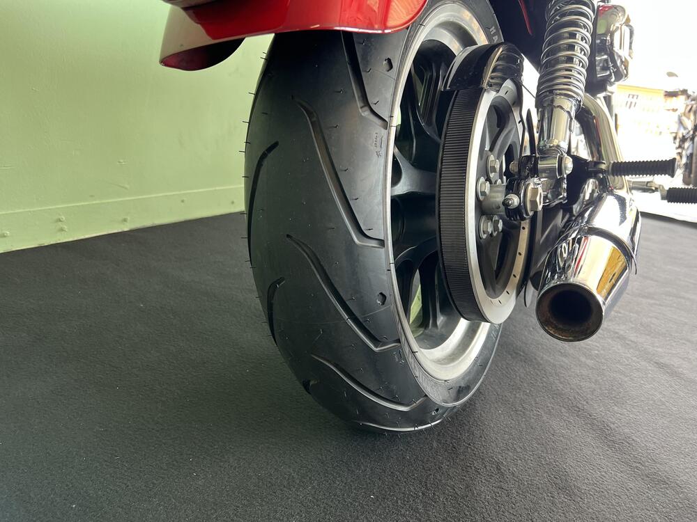 Harley-Davidson 883 Low (2008 - 12) - XL 883L (15)