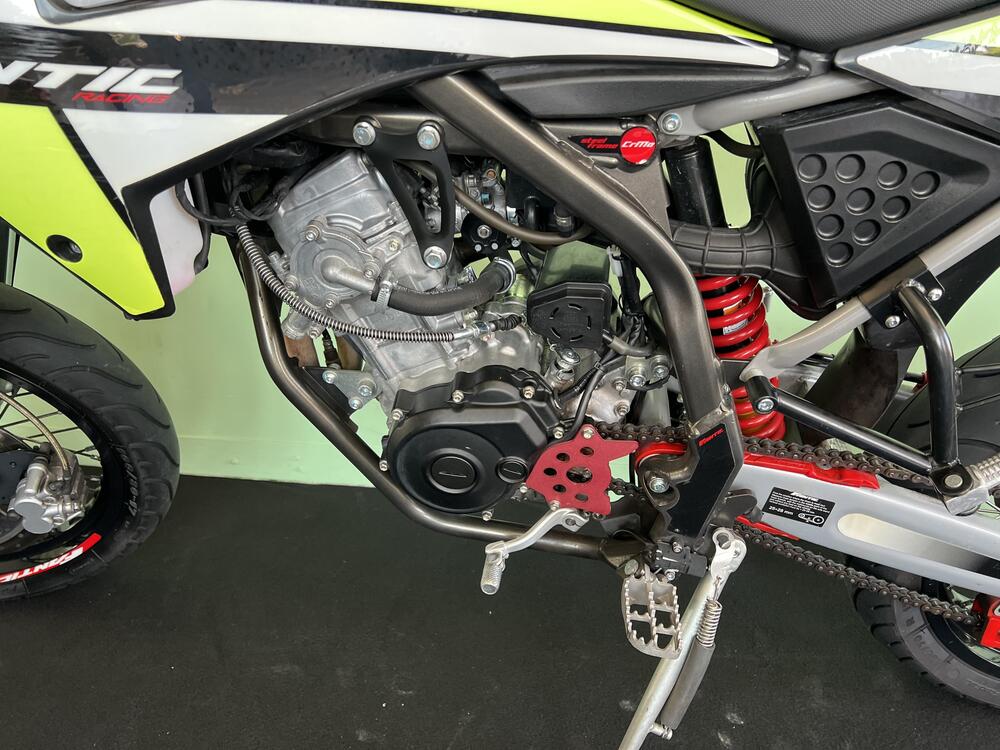 Fantic Motor XMF 125 Motard Performance 4t (2021 - 22) (12)