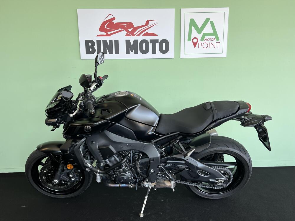 Yamaha MT-10 (2022 - 26) (5)
