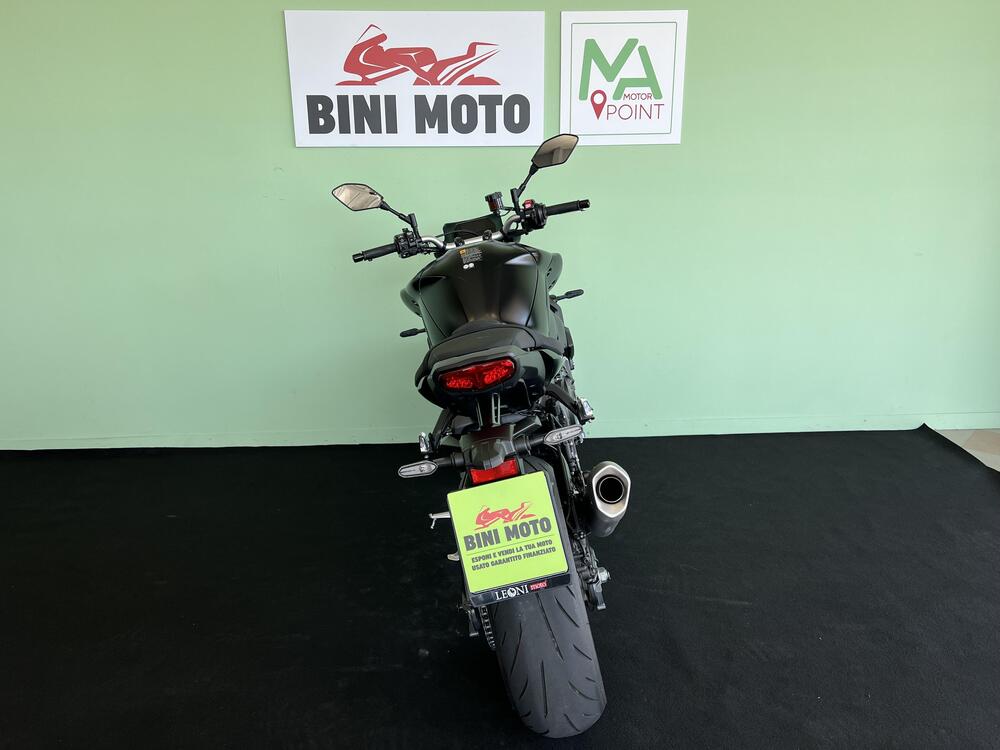 Yamaha MT-10 (2022 - 26) (7)