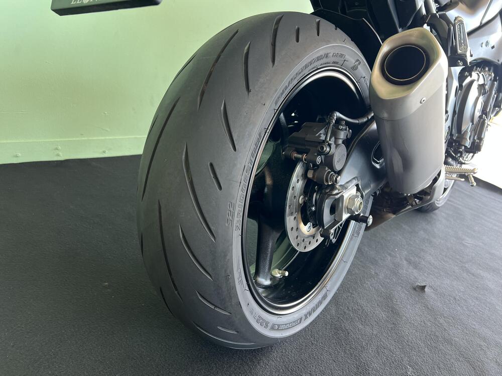 Yamaha MT-10 (2022 - 26) (16)